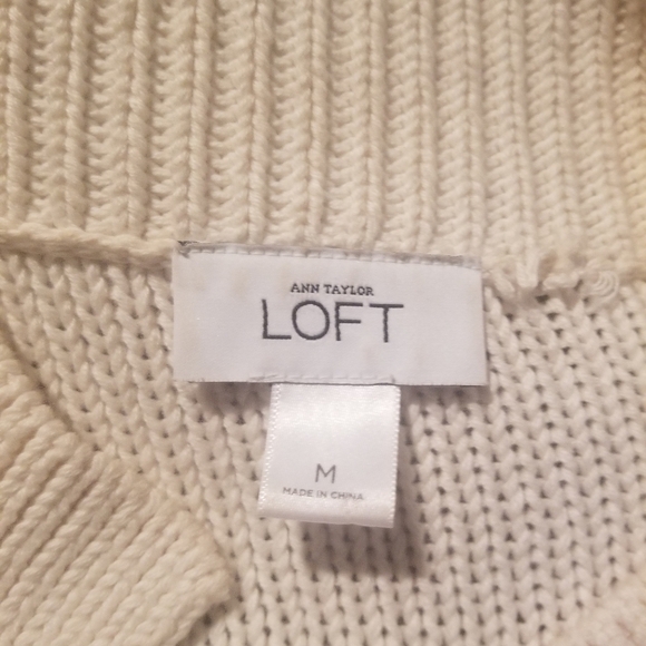 Ann Taylor LOFT Cream/Off-White Sweater. Size M Cardigan Latching Closure - Picture 2 of 2